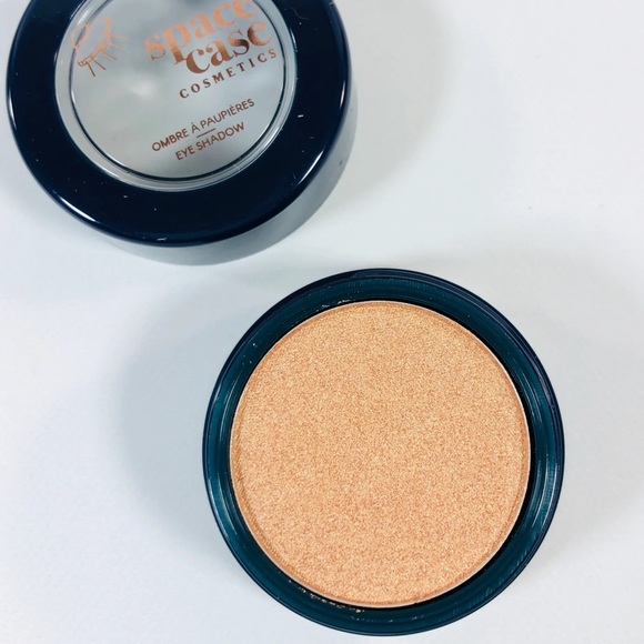 Space case cosmetic eyeshadow- Gold base - Picture 5 of 5